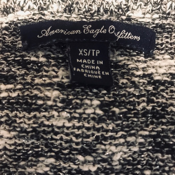 American Eagle Long Sleeve Top - Picture 3 of 6